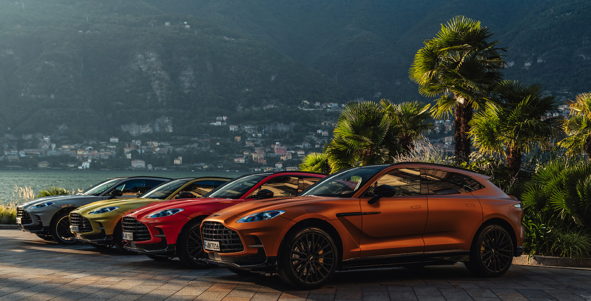 애스턴마틴 서울 홈페이지 메인 사진